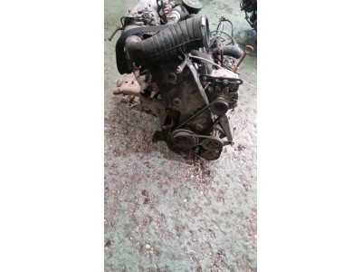 MOTOR CON ACCESORIOS Y CAJA DE CAMBIOS VOLKSWAGEN PASSAT 1990