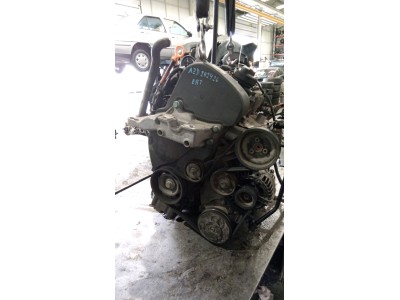 MOTOR CON ACCESORIOS Y CAJA DE CAMBIOS VOLKSWAGEN GOLF 2002
