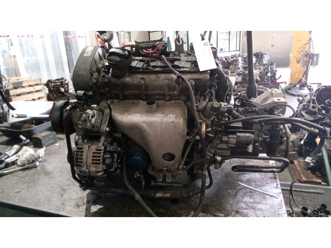 MOTOR CON ACCESORIOS Y CAJA DE CAMBIOS VOLKSWAGEN GOLF 2002