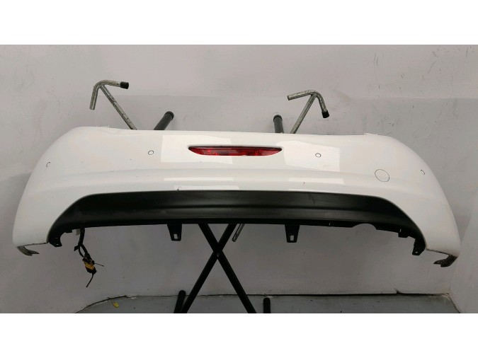 PARAGOLPES TRASERO PEUGEOT 208 BLANCO 2016