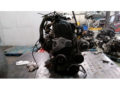 MOTOR CON ACCESORIOS SIN CAJA DE CAMBIOS VOLKSWAGEN BORA 2003