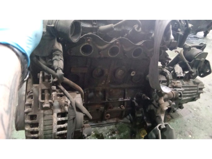 MOTOR CON ACCESORIOS Y CAJA DE CAMBIOS HYUNDAI ACCENT 2001
