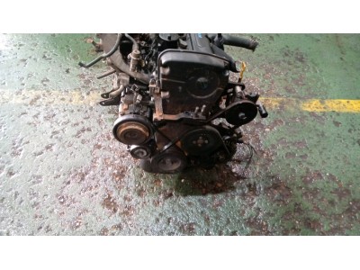 MOTOR CON ACCESORIOS Y CAJA DE CAMBIOS HYUNDAI LANTRA