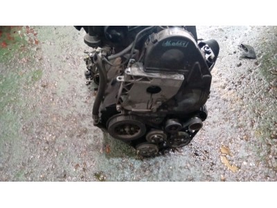 MOTOR CON ACCESORIOS Y CAJA DE CAMBIOS VOLKSWAGEN POLO 2000