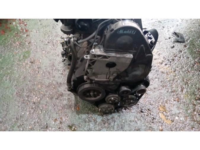 MOTOR CON ACCESORIOS Y CAJA DE CAMBIOS VOLKSWAGEN POLO 2000