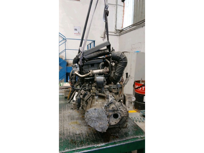 Motor completo KIA CARNIVAL 2005