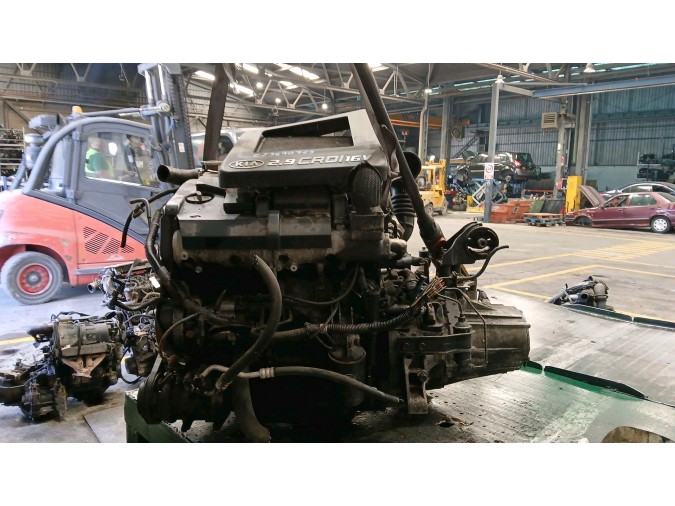 Motor completo KIA CARNIVAL 2005