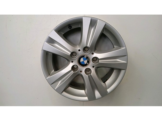 LLANTA SO BMW SERIE 1 2009
