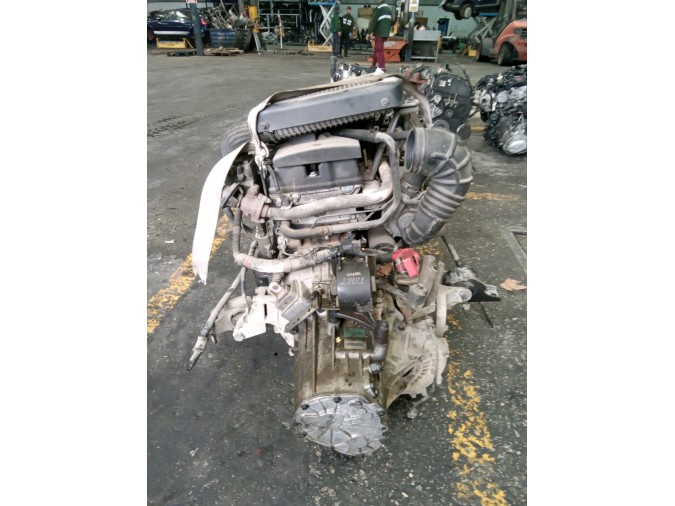 CAJA CAMBIOS KIA CARNIVAL 2003