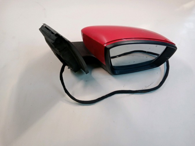 RETROVISOR DERECHO VOLKSWAGEN POLO ROJO 2011