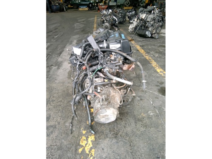 MOTOR CON ACCESORIOS Y CAJA DE CAMBIOS PEUGEOT 405 1993
