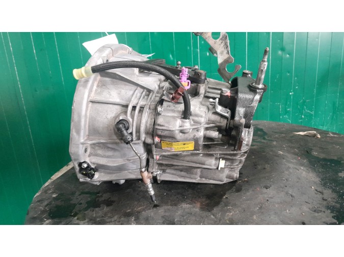 CAJA CAMBIOS OPEL VIVARO 2006