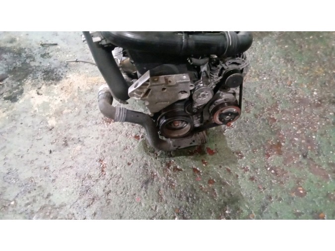 MOTOR CON ACCESORIOS Y CAJA DE CAMBIOS SEAT ALTEA