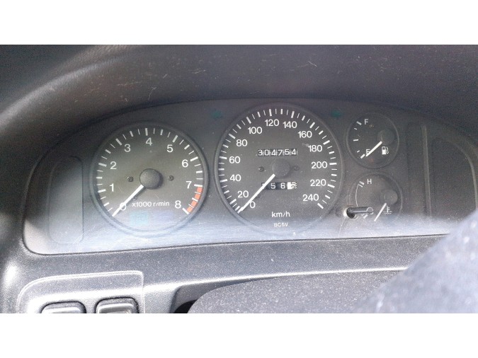 ALETA TRASERA IZQUIERDA MAZDA 323 1995