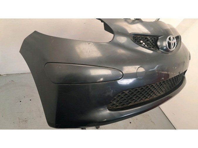 PARAGOLPES DELANTERO TOYOTA AYGO GRIS 2006
