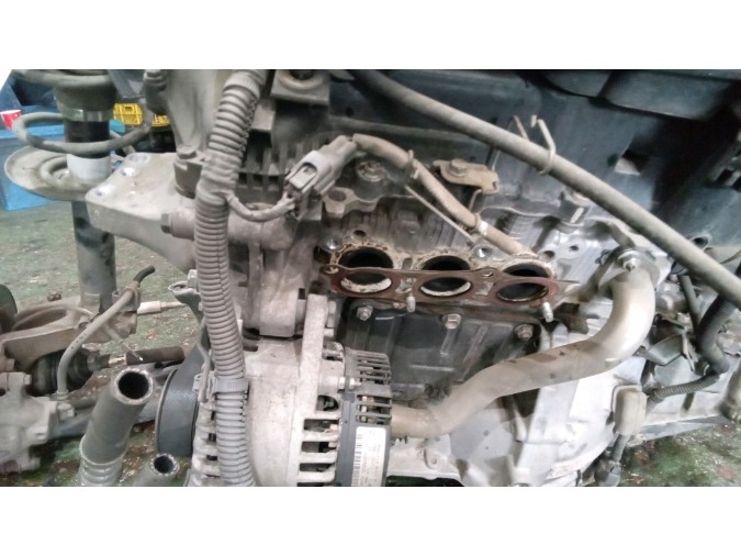 MOTOR CON ACCESORIOS Y CAJA DE CAMBIOS TOYOTA AYGO
