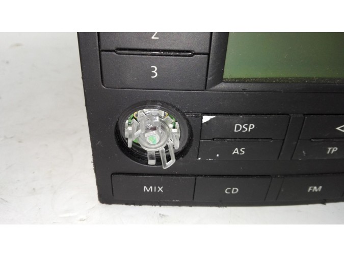 SISTEMA AUDIO RADIO CD VOLKSWAGEN TOUAREG 2005