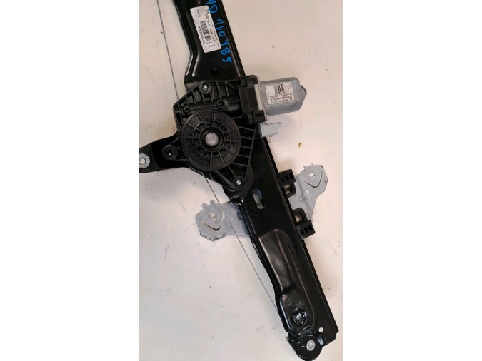 ELEVALUNAS DELANTERO DERECHO NISSAN QASHQAI 2016