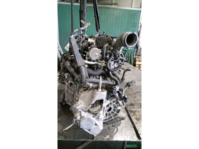 MOTOR CON ACCESORIOS SIN CAJA DE CAMBIOS NISSAN QASHQAI