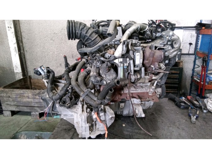 MOTOR CON ACCESORIOS SIN CAJA DE CAMBIOS NISSAN NV200 2019