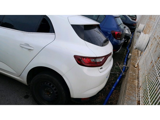 REFUERZO PARAGOLPES TRASERO RENAULT MÉGANE 2019