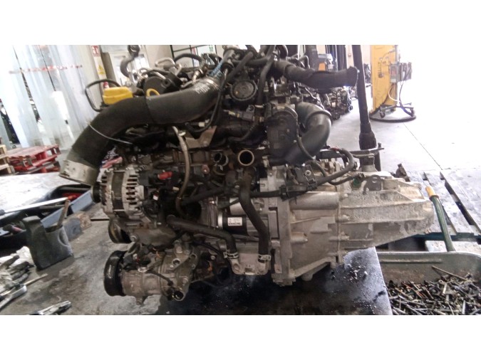MOTOR CON ACCESORIOS Y CAJA DE CAMBIOS RENAULT MÉGANE