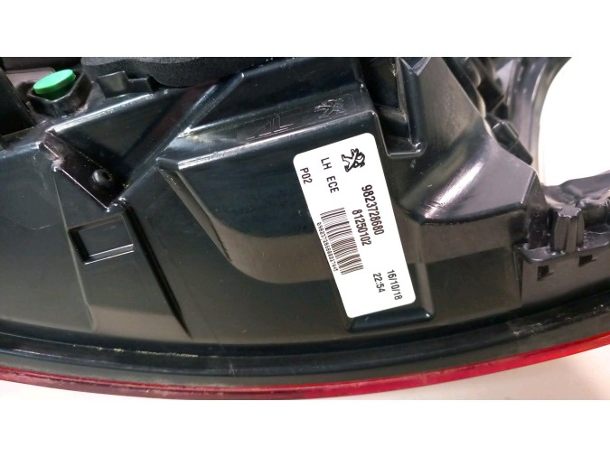 PILOTO TRASERO IZQUIERDO EXTERIOR PEUGEOT 308 2019