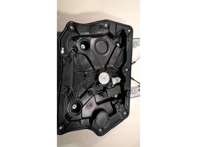 ELEVALUNAS DELANTERO IZQUIERDO RENAULT KOLEOS 2011