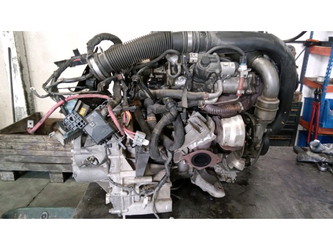 MOTOR CON ACCESORIOS SIN CAJA DE CAMBIOS RENAULT SCÉNIC