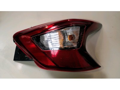 PILOTO TRASERO DERECHO NISSAN MICRA 2019