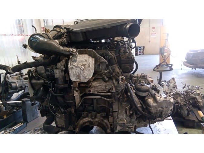 MOTOR CON ACCESORIOS Y CAJA DE CAMBIOS FIAT 500L 2014
