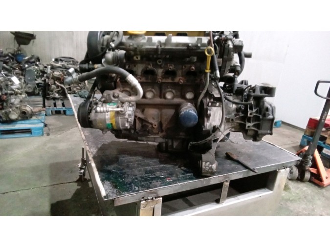 MOTOR CON ACCESORIOS Y CAJA DE CAMBIOS OPEL ASTRA 2001