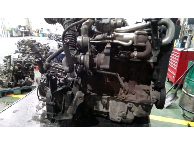 MOTOR CON ACCESORIOS Y CAJA DE CAMBIOS NISSAN NOTE