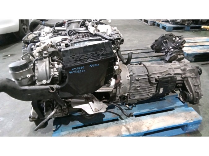 MOTOR CON ACCESORIOS SIN CAJA DE CAMBIOS MERCEDES ML 300 CDI 4MATIC 2010