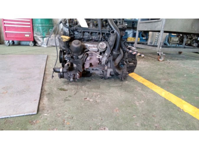 MOTOR CON ACCESORIOS Y CAJA DE CAMBIOS OPEL ASTRA GTC 2006