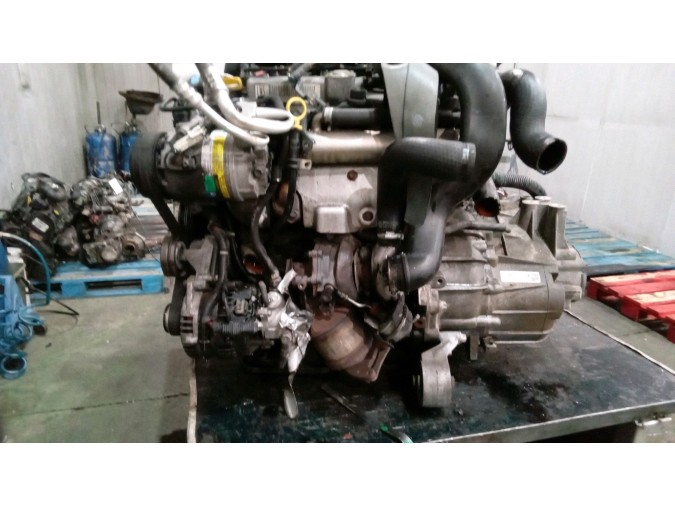 MOTOR CON ACCESORIOS Y CAJA DE CAMBIOS OPEL ASTRA