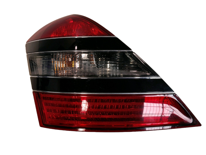 PILOTO TRASERO IZQUIERDO MERCEDES S 320 CDI 2007