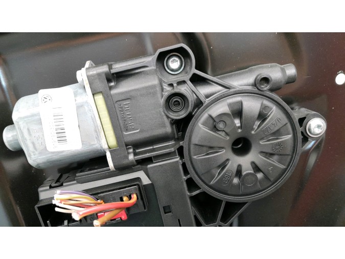 ELEVALUNAS DELANTERO IZQUIERDO VOLKSWAGEN PASSAT 2014