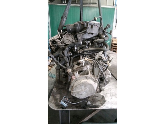 MOTOR CON ACCESORIOS Y CAJA DE CAMBIOS CITROEN C4 2011