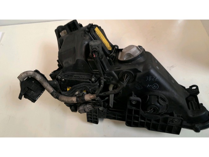 FARO DELANTERO IZQUIERDO LEXUS IS 200D 2011