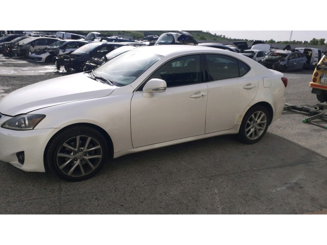 MECANICA DELANTERA SIN CUNA LEXUS IS 200D 2011