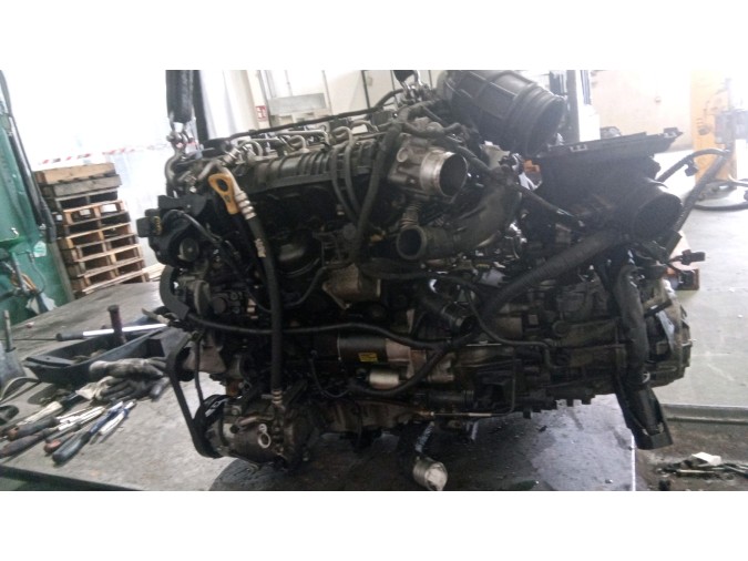 MOTOR CON ACCESORIOS Y CAJA DE CAMBIOS KIA CEED 2012