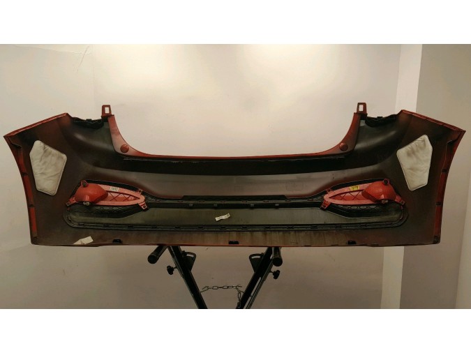 PARAGOLPES TRASERO HYUNDAI I20 ROJO 2020