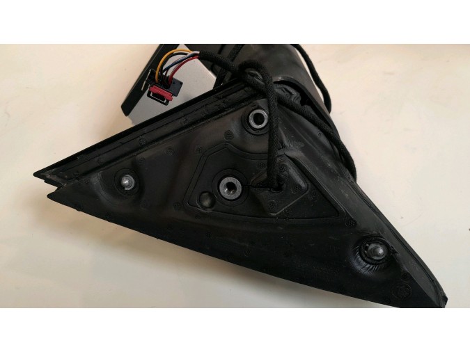 RETROVISOR DERECHO SKODA OCTAVIA 2016