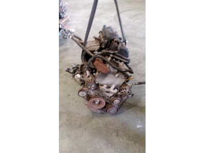 MOTOR CON ACCESORIOS SIN CAJA DE CAMBIOS NISSAN MICRA 2010