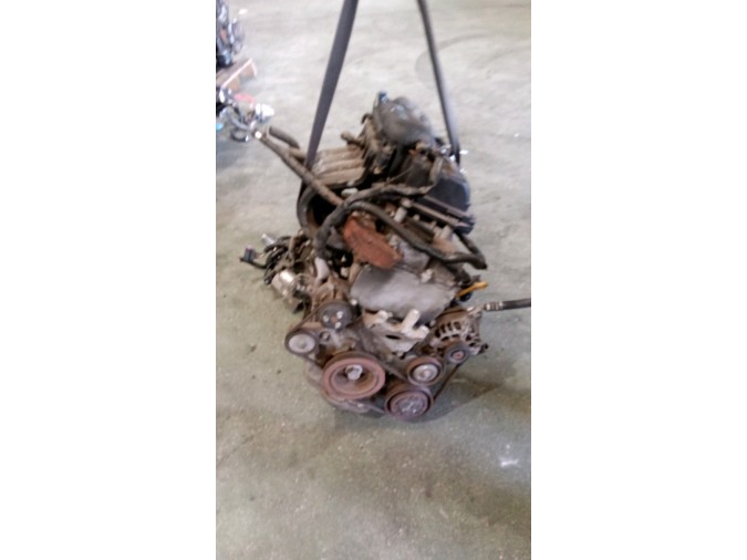 MOTOR CON ACCESORIOS SIN CAJA DE CAMBIOS NISSAN MICRA 2010