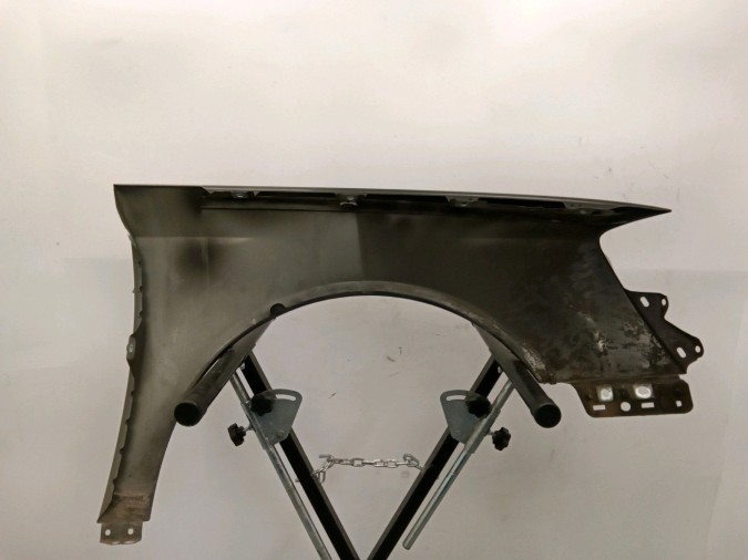 ALETA DELANTERA IZQUIERDA VOLKSWAGEN PASSAT NEGRO 2005