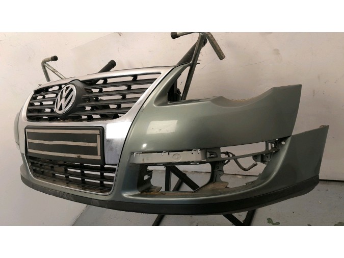 PARAGOLPES DELANTERO VOLKSWAGEN PASSAT 2006