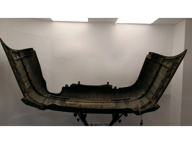 PARAGOLPES TRASERO VOLKSWAGEN PASSAT GRIS 2006