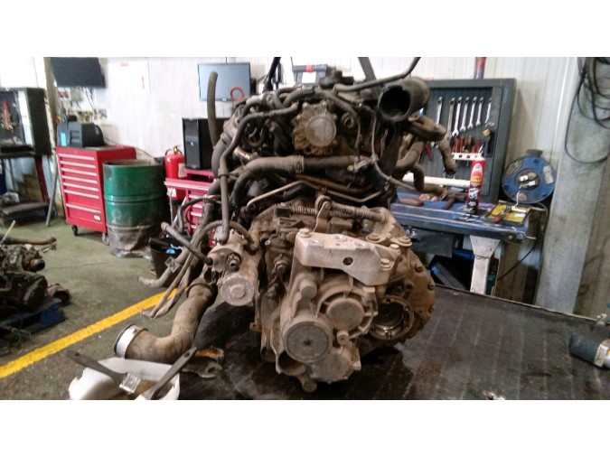 MOTOR CON ACCESORIOS Y CAJA DE CAMBIOS VOLKSWAGEN PASSAT 2006